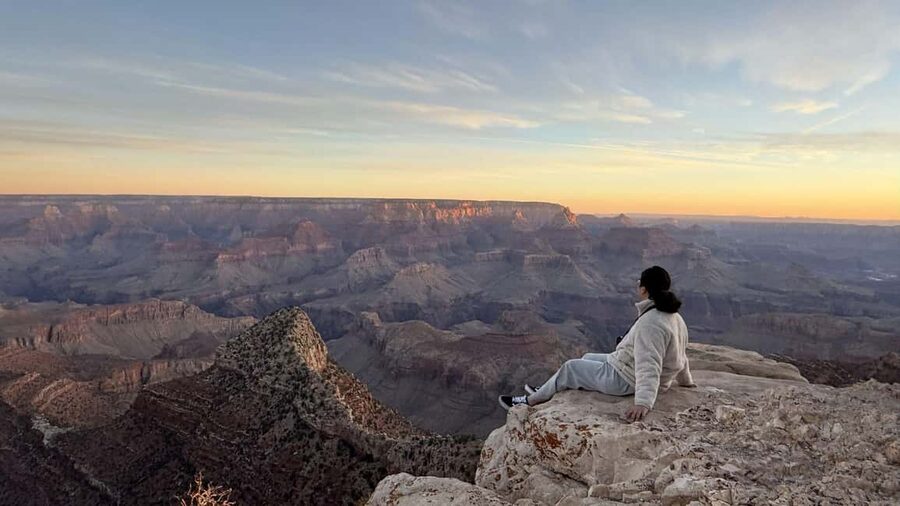 1-Day Grand Canyon Tour from Las Vegas: Stargazing & Sunrise - Horseshoe Bend and the Colorado River