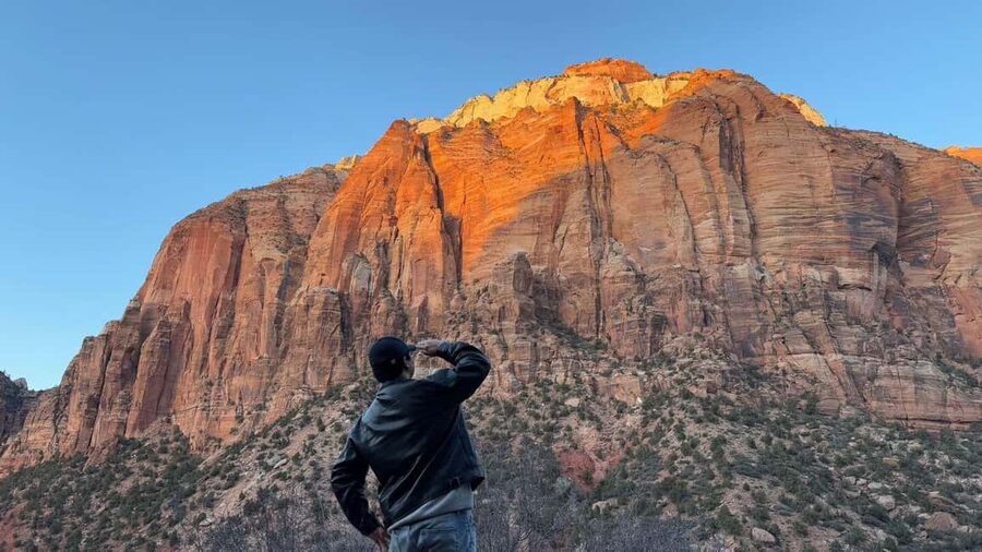 1-Day Grand Canyon Tour from Las Vegas: Stargazing & Sunrise - Lower Antelope Canyon with a Navajo guide