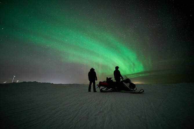 3 Hours Snowmobiling under Auroras and Night Sky - Leaving Levi after dark