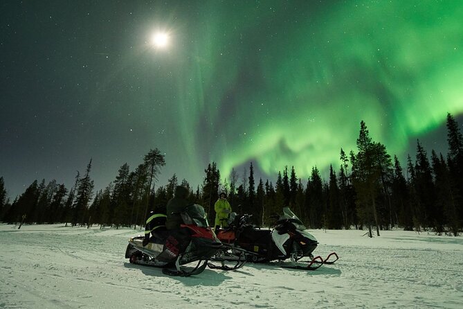 3 Hours Snowmobiling under Auroras and Night Sky - Aurora viewing without false promises
