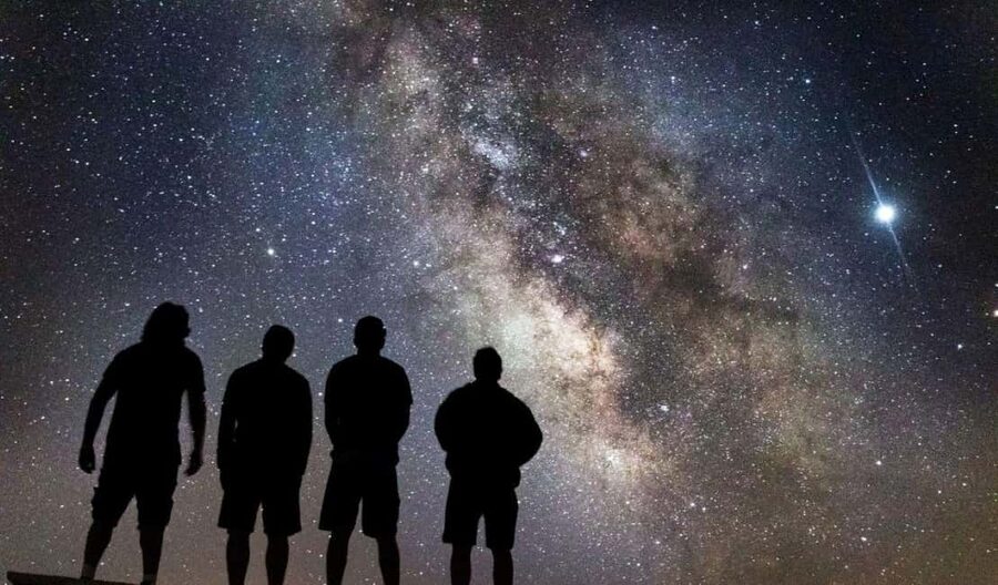 Banff OR Moraine Lake: Night Tour with possible Stargazing - Choosing between Banff and Moraine Lake after dark