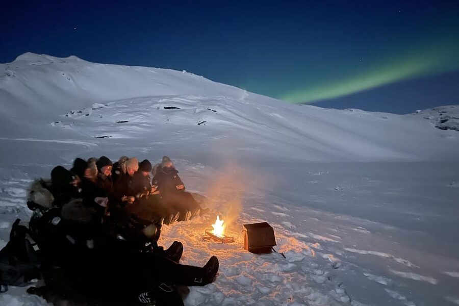 Björkliden/Abisko: Night Sky Snowmobile Tour - Why the mountain stop matters
