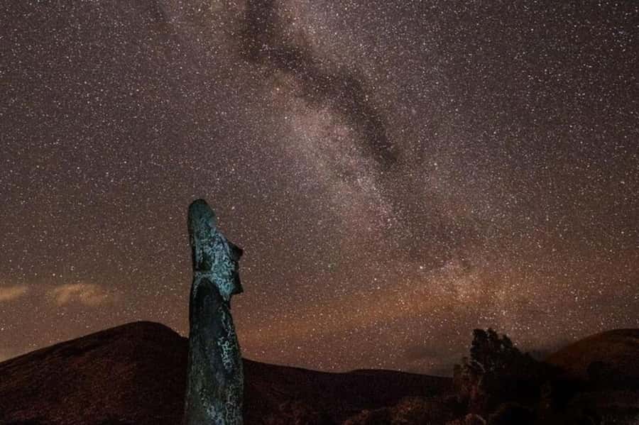 Easter Island: Rapa Nui Stargazing Tour - Meeting at Katipare Library and heading into the night
