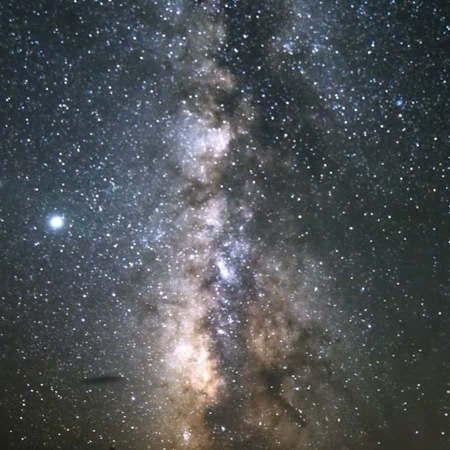 Esperance: Astronomy Night Experience - Paul and Hannah bring more than star charts