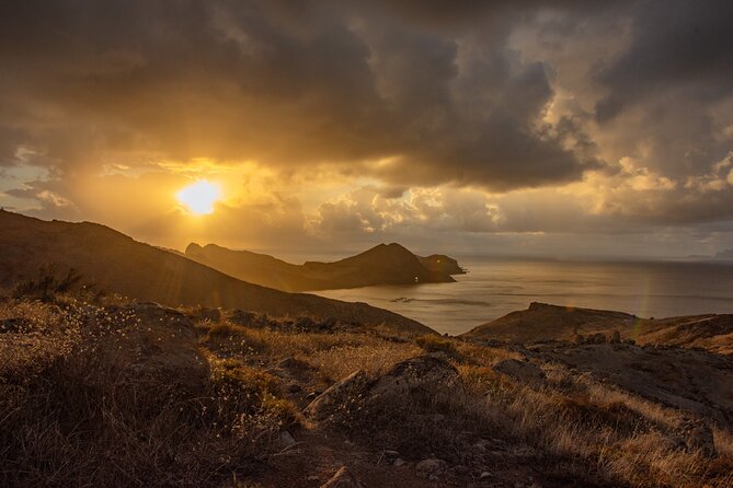 Heavens Tour: Sunset & Stargazing in Madeira - From Funchal pickup to the first viewpoint
