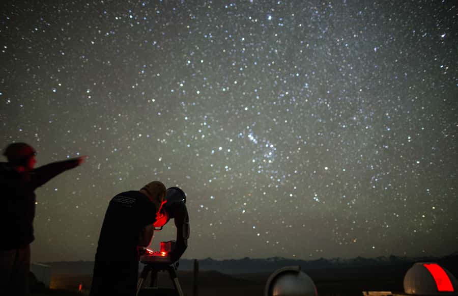 Lake Tekapo: Mountaintop Stargazing at Mount John Summit - Naked-eye stargazing comes first