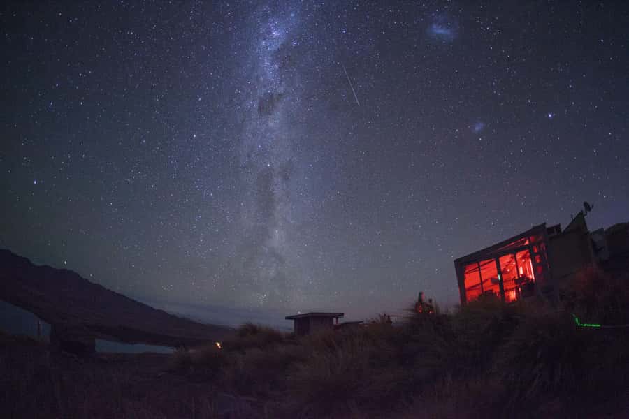 Lake Tekapo: Mountaintop Stargazing at Mount John Summit - Telescopes and realistic expectations