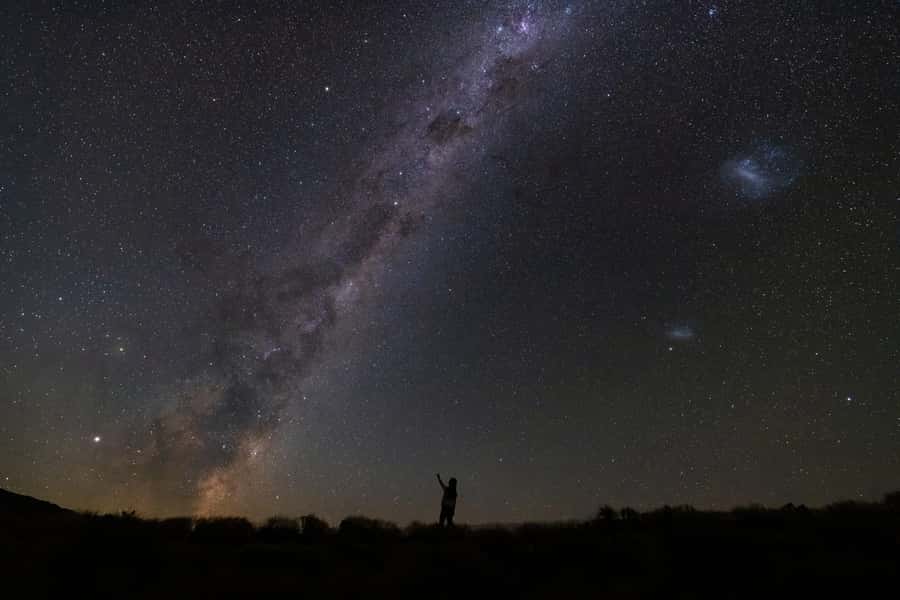 Lake Tekapo: Mountaintop Stargazing at Mount John Summit - Walking, age limits, and language needs