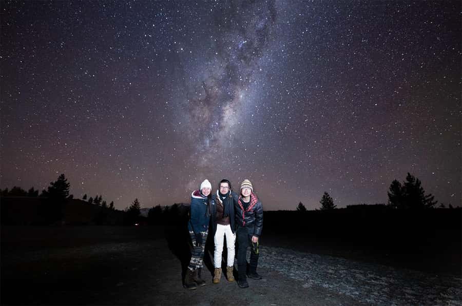 Lake Tekapo: Stargazing Experience - Arriving beside the Tekapo River