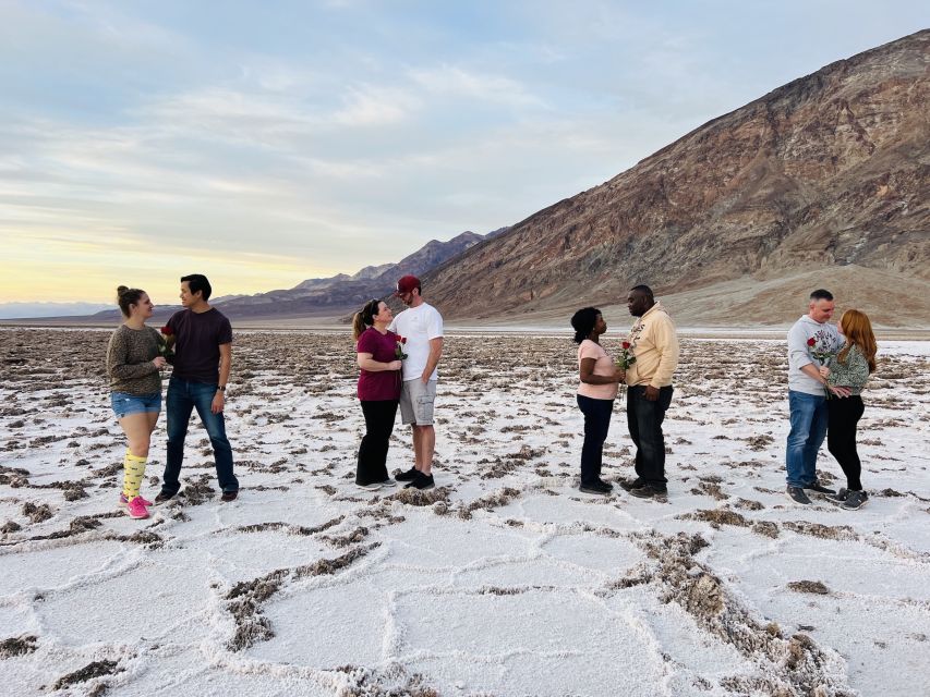 Las Vegas: Death Valley Day Trip with Stargazing - Mesquite Flat Sand Dunes are the most playful stop