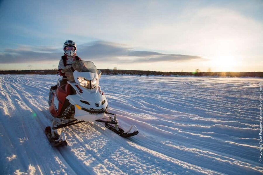Levi: Twilight Snowmobile Safari & Stargazing Experience - The secret stop and the value of slowing down
