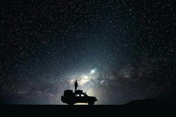 Makadi Bay: Jeep Safari Adventure with Star Gazing - Bedouin dinner and an energetic evening show