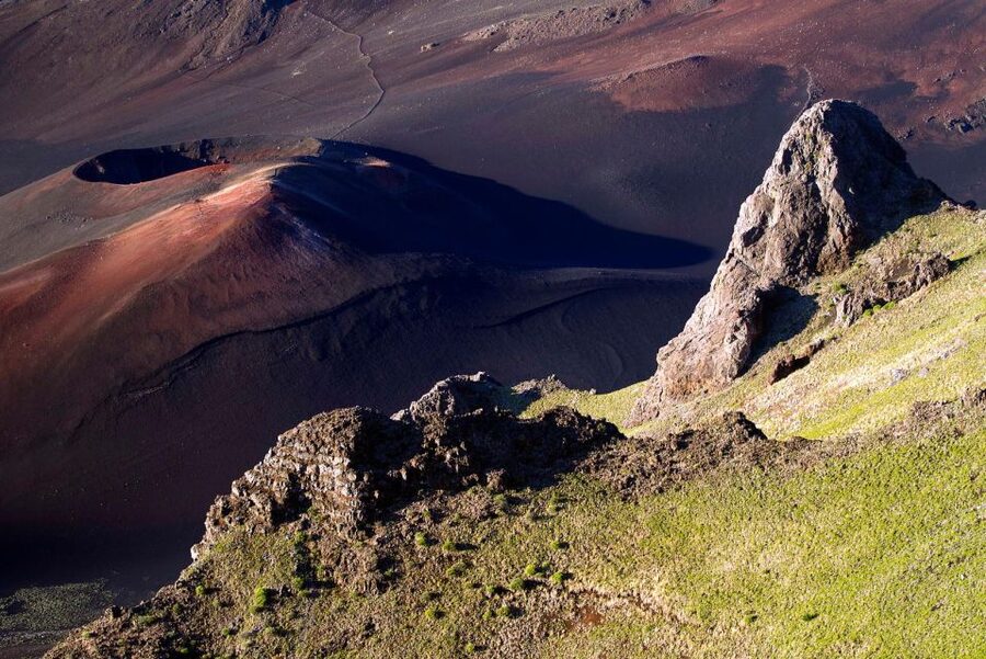 Maui: Haleakala Sunset and Stargazing Tour with Dinner - The sunset is the main event