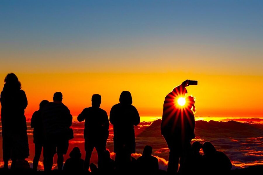 Maui: Haleakala Sunset and Stargazing Tour with Dinner - The Upcountry drive gives the tour a slower start