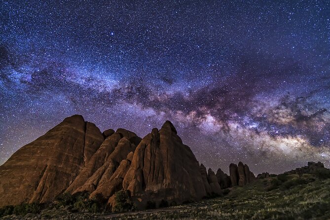 Milky Way Photography in Arches National Park - Who Will Enjoy This Most