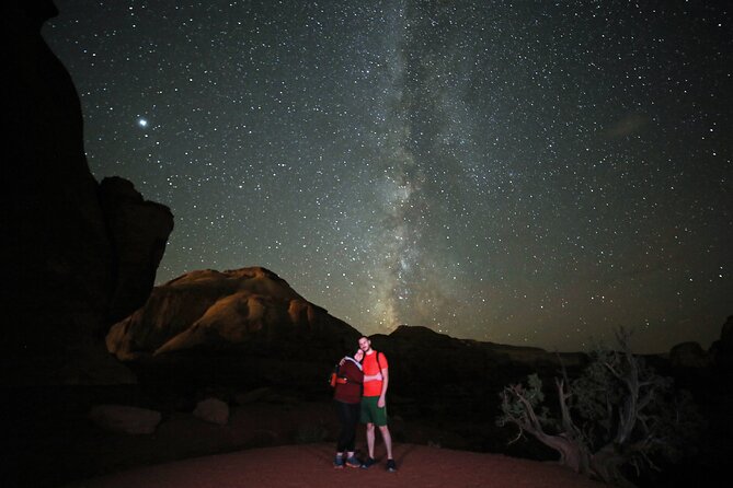 Monument Valley Stargazing Tour - Guides who help you get better photographs