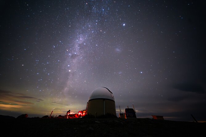 Mount John Observatory Stargazing Experience, Tekapo - Cold, darkness, and the small practical details