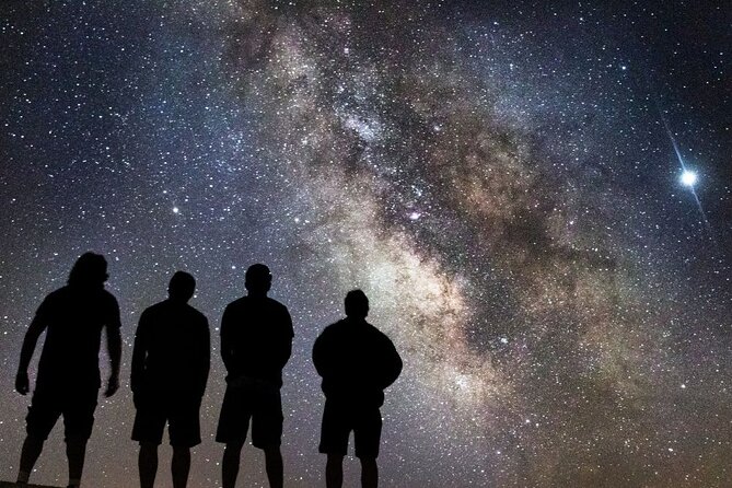Night Adventure with possible stargazing and Aurora chasing - Telescope Views, Constellations, and the Milky Way