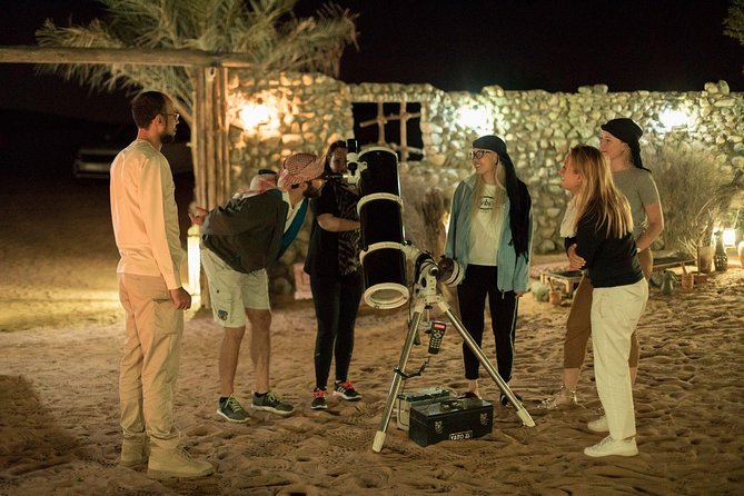 Private Night Vintage Land Rover Desert Safari & Stargazing - Arabic coffee, dates, and a three-course dinner