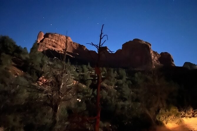 PRIVATE Sedona Jeep Tour 4X4 Stargazing Tour at Night - Finding a darker sky outside the bright streets