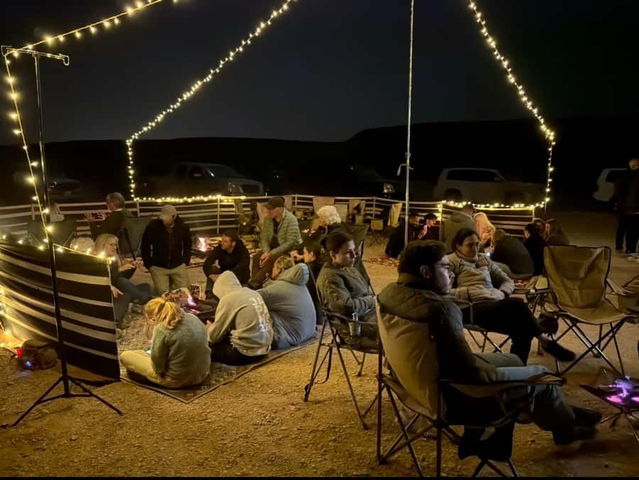 Riyadh: Edge Of The World, camels &Stargazing with 4x4 - Snacks, dinner, and the evening camp