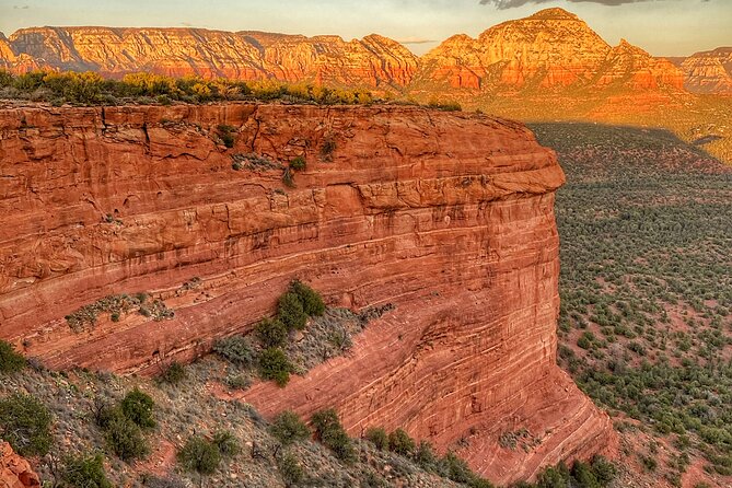 Sedona Dark Sky Sunset & Night Hike With a Private Guide - The return under Sedona’s star-filled sky