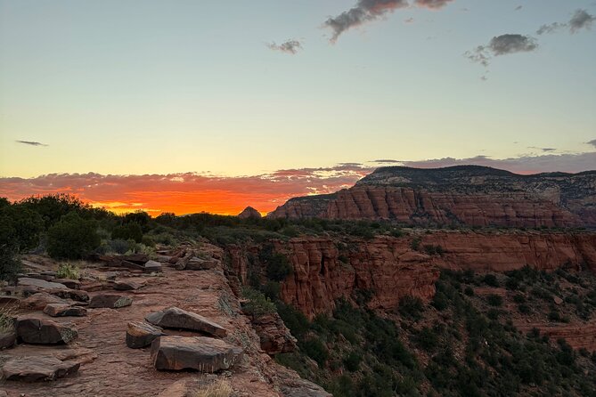 Sedona Night Hike and Stargazing - The Strange Fun Of Finding Glowing Scorpions