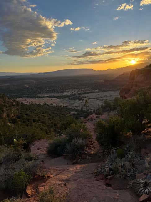 Sedona Night Hike and Stargazing Tour - Why Sedona after dark feels so different