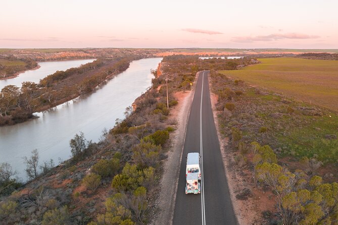 Small-Group River Murray Dark Sky and Sunset Tour with Dinner - A six-hour evening built around the Murray River