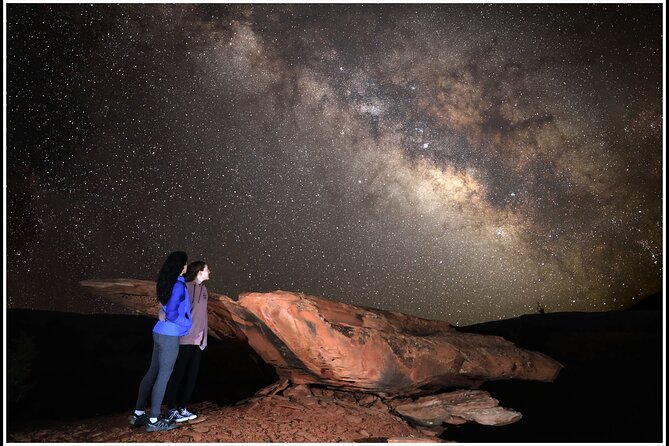 Stargazing and Milky Way Portrait in Capitol Reef National Park - What this one-hour Capitol Reef night tour is really like