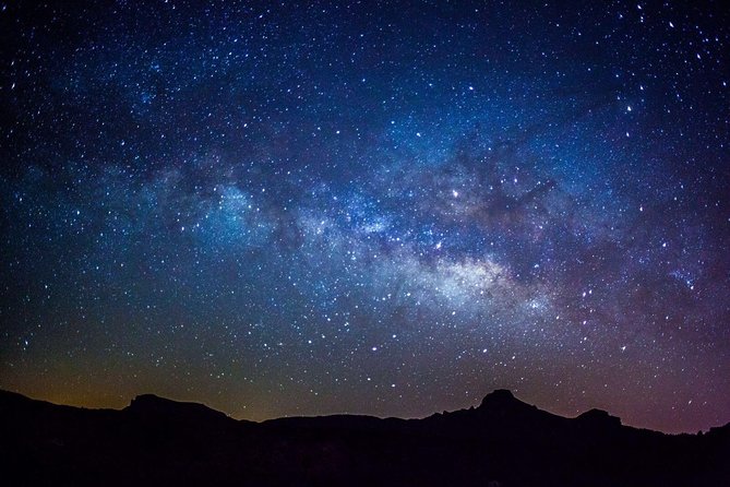 Stargazing Experience with Dinner & Drinks - Sunset drinks, cold air, and useful comfort gear