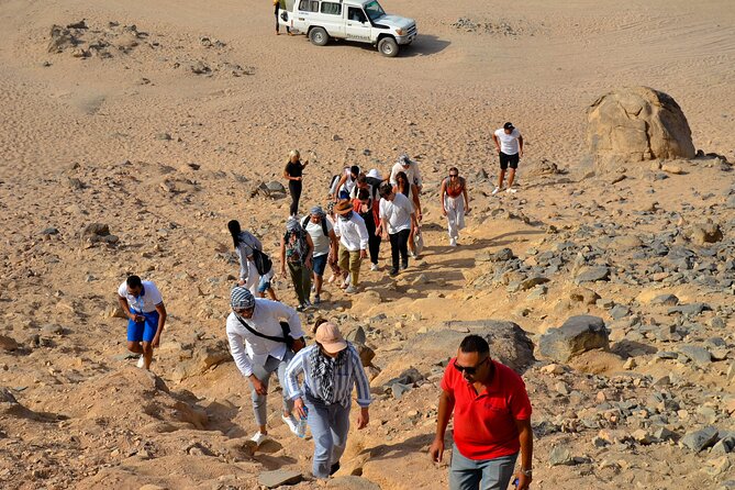Stargazing Safari Adventure by Jeep with Bedouin Dinner-Hurghada - The Bedouin buffet is simple, filling food