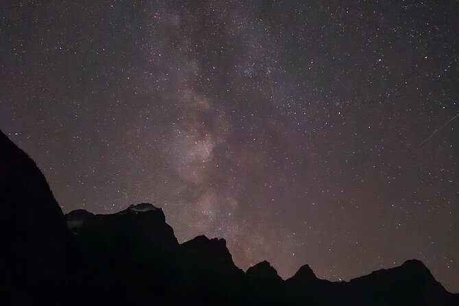 Sunset at Moraine Lake & Stargazing Tour from Canmore/Banff - The rockpile at golden hour