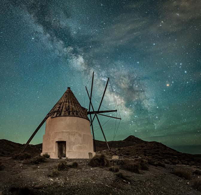 Tabernas Desert: Stargazing with Telescopes - Two telescopes, two ways to see space