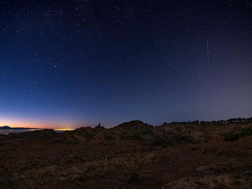 Tejeda: Sunset & Night Sky Guided Astronomy Hiking Tour - Arriving at Ventana del Nublo for sunset