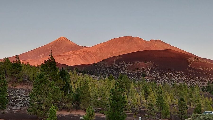 Tenerife: Teide National Park Sunset & Stargazing Tour - Who will enjoy this most