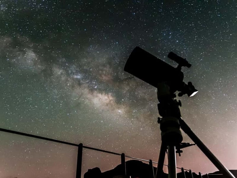 Tenerife: Teide Stargazing with an Astrophysicist - Cold-weather planning matters