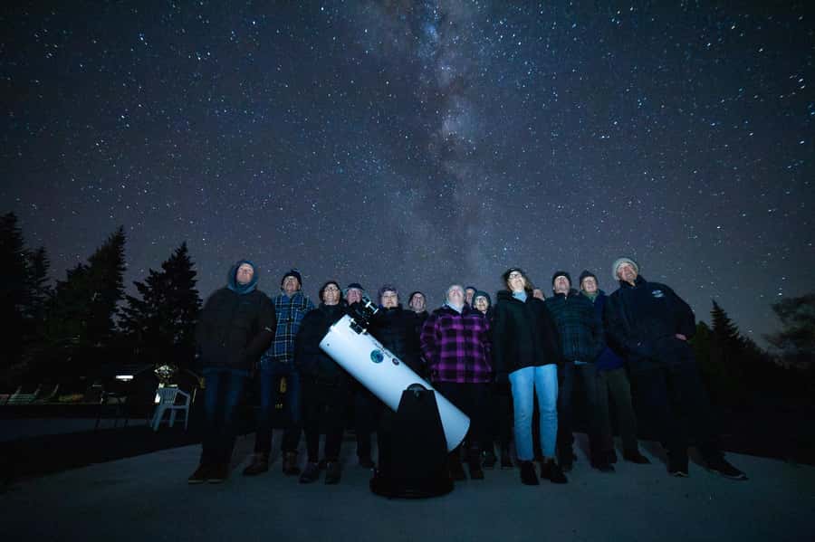 Twizel: Stargazing Tour with an Astronomer and Telescope - Cold-weather planning for the Mackenzie night