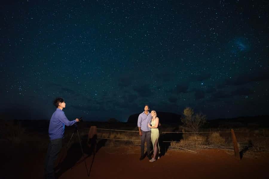 Uluru: National Park Astronomy Tour with Telescope and Photo - The professional photograph with Uluru